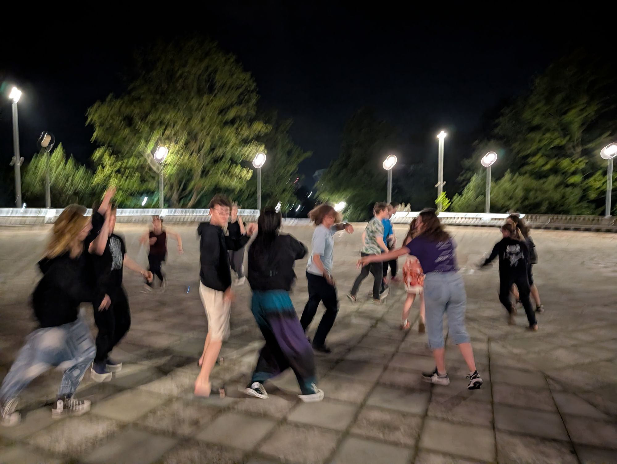 Pxl 20250802 232837967